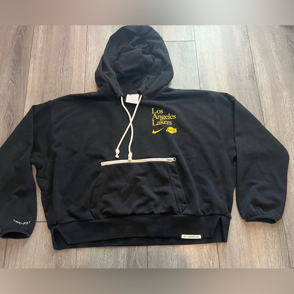 Women’s Nike Standard Issue LA Lakers Hoodie with Zip pouch size medium